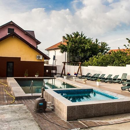 Отель Casa Rico Тулча Экстерьер фото